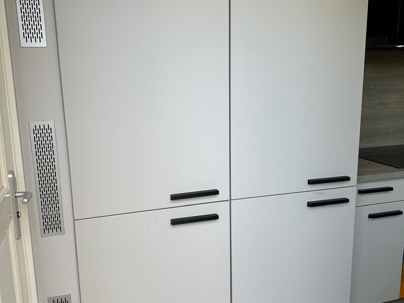 Kastenwand na