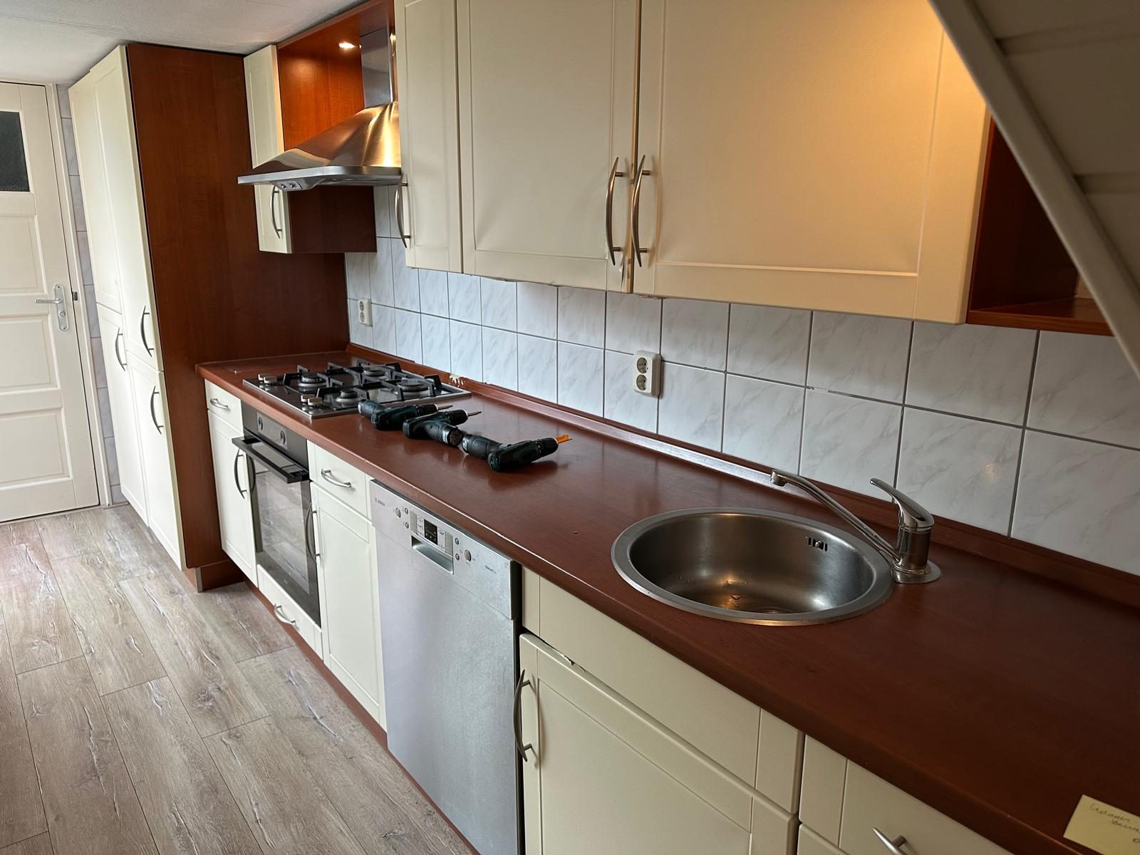 Keuken voor de renovatie